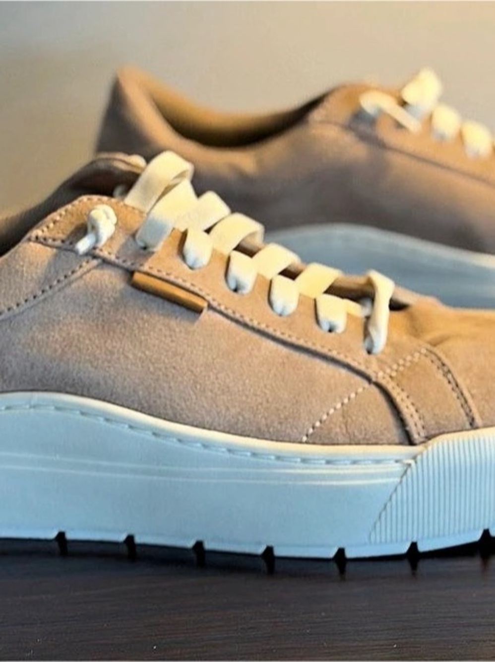 Dr. Scholl's Take Time Off Sneaker Casual Sneakers in Taupe Like New Size 9